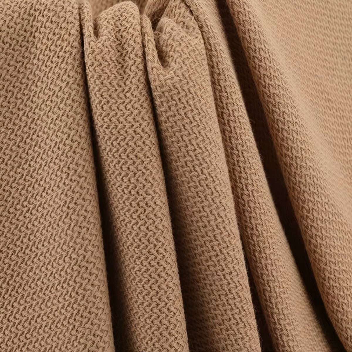 Textured and breathable knitted jacquard fabric