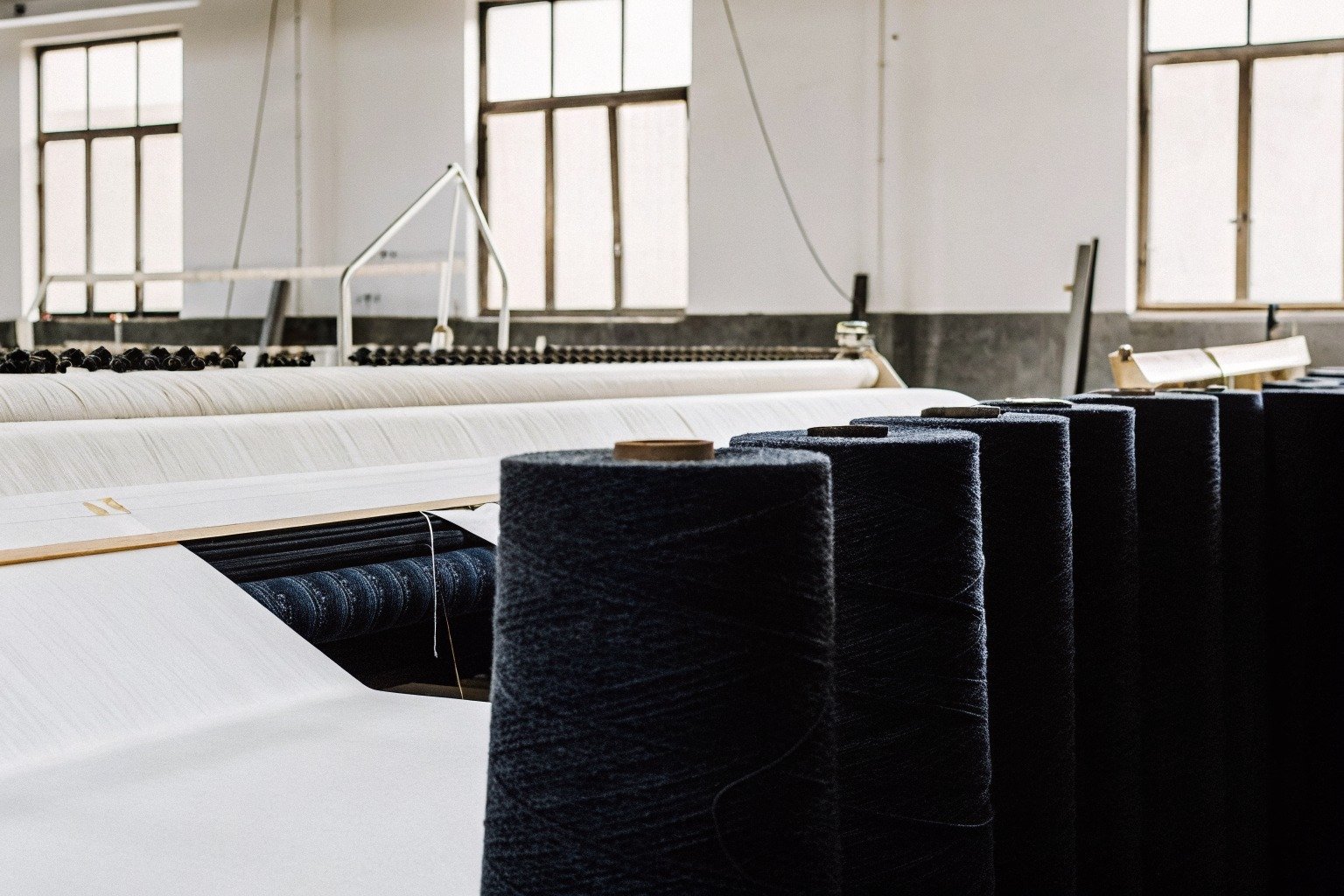 FumaoFabric - What Makes Moisture Wicking Fabric Suitable for B2B Apparel Buyers? - image 1