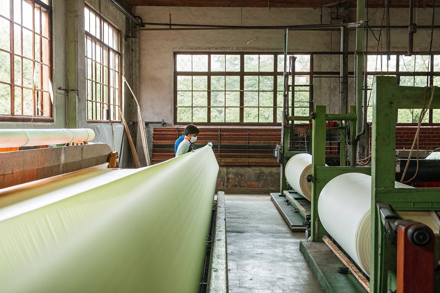FumaoFabric - What Makes Thermal Retention Fabric Suitable for B2B Apparel Buyers? - image 1