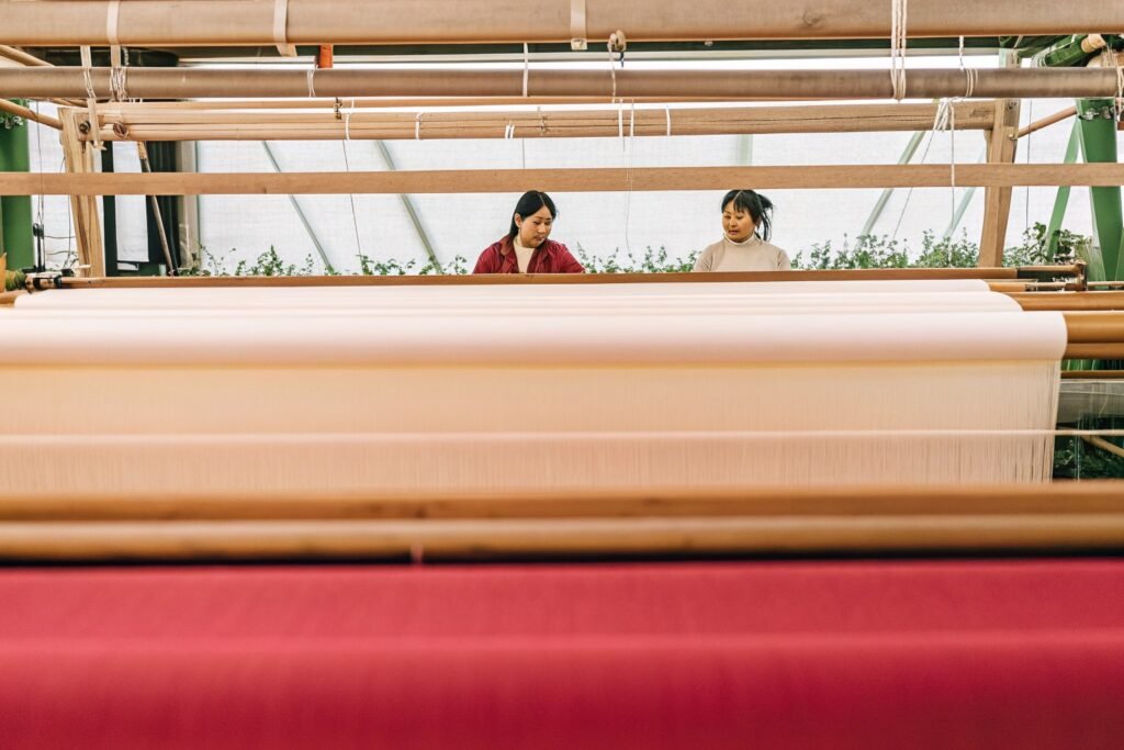 FumaoFabric - What Should Retail Buyers Know About Late Delivery Before Fabric Purchasing? - image 1
