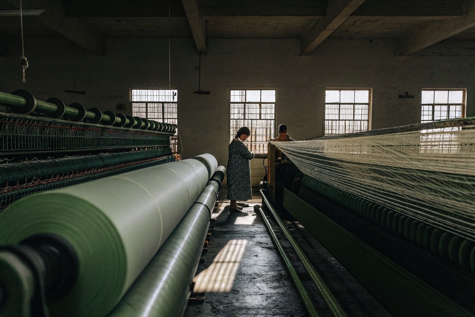 FumaoFabric - How Should B2B Buyers Evaluate Anti-Static Performance in Linen Fabric for School Uniform? - image 1