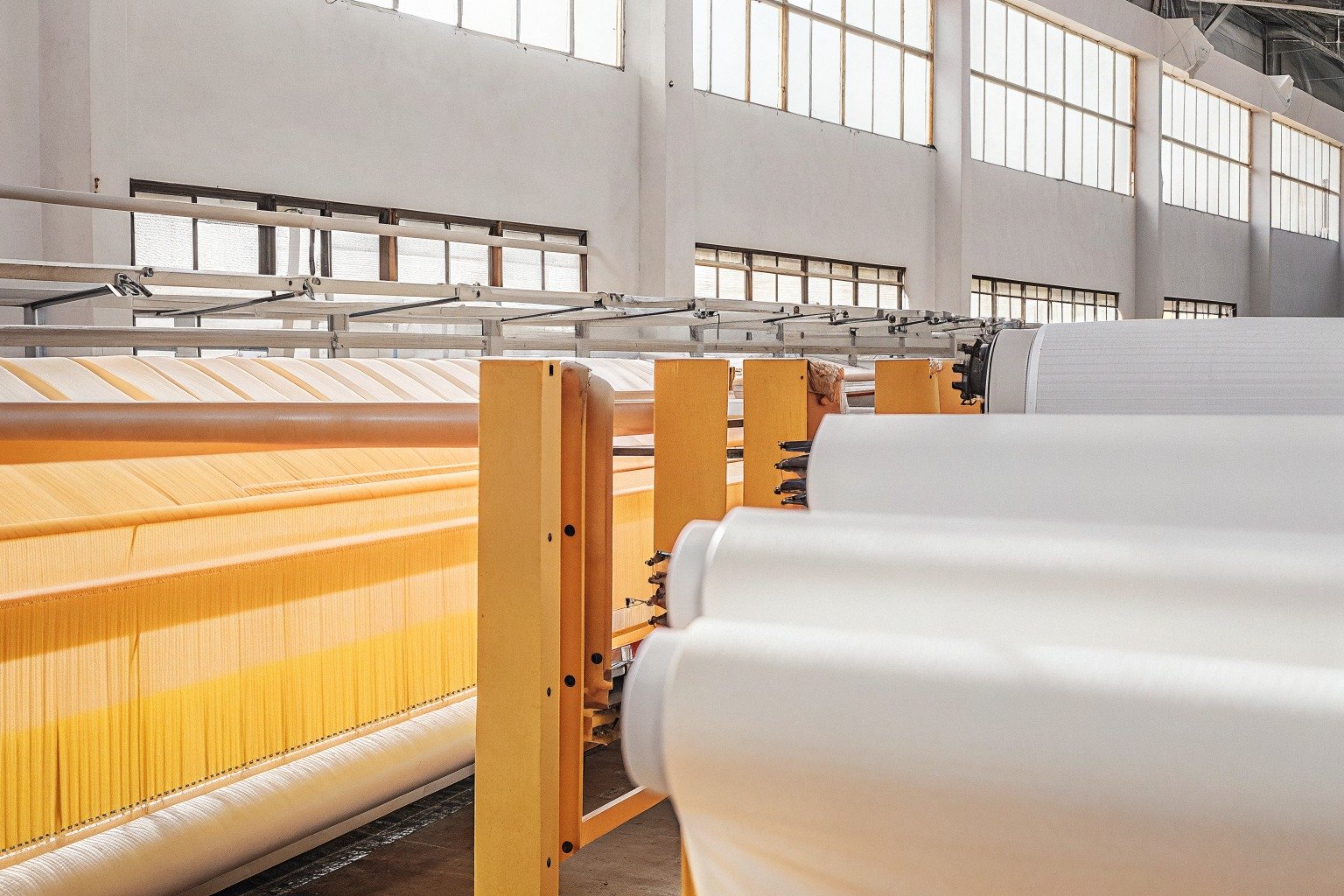 FumaoFabric - How Should B2B Buyers Evaluate Dye Lot Control in Knit Fabric for Sportswear? - image 1